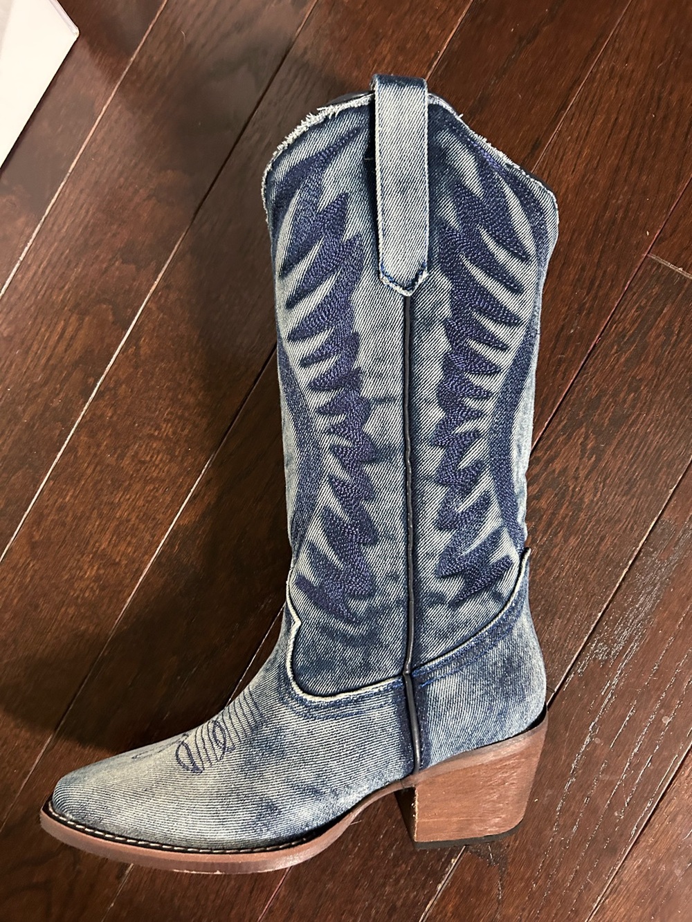Steve Madden Denim Blue Western Knee-High Boot NEW in box - Picture 4 of 11